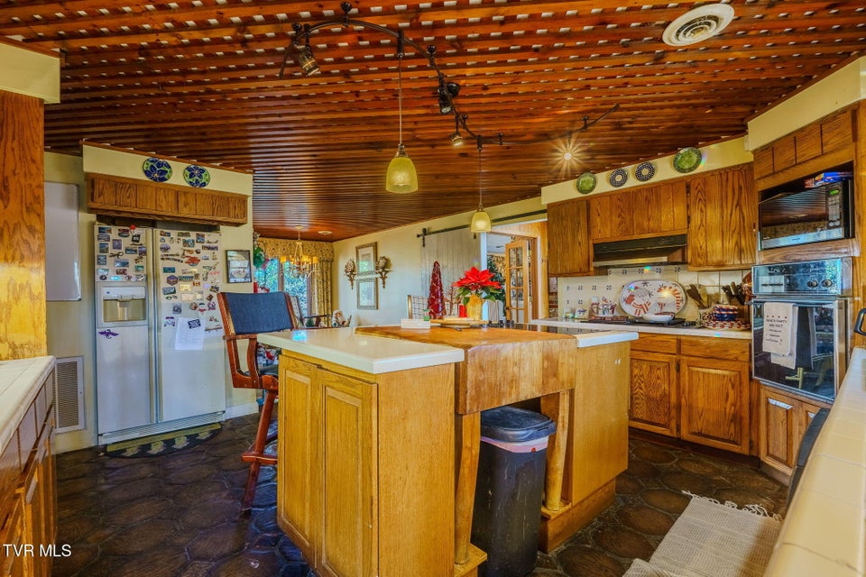 Photo #22: 4206 Bristol Highway