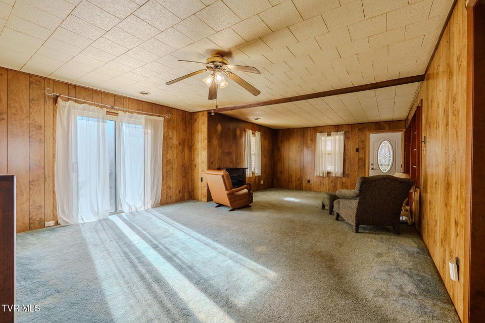 Photo #4: 432 Church Street