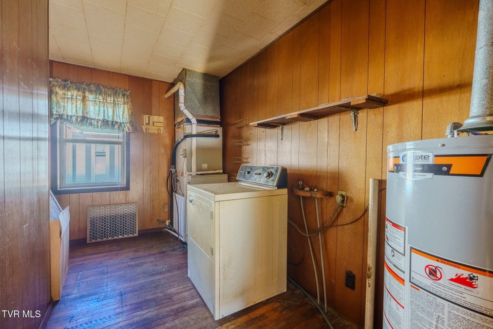 Photo #16: 432 Church Street