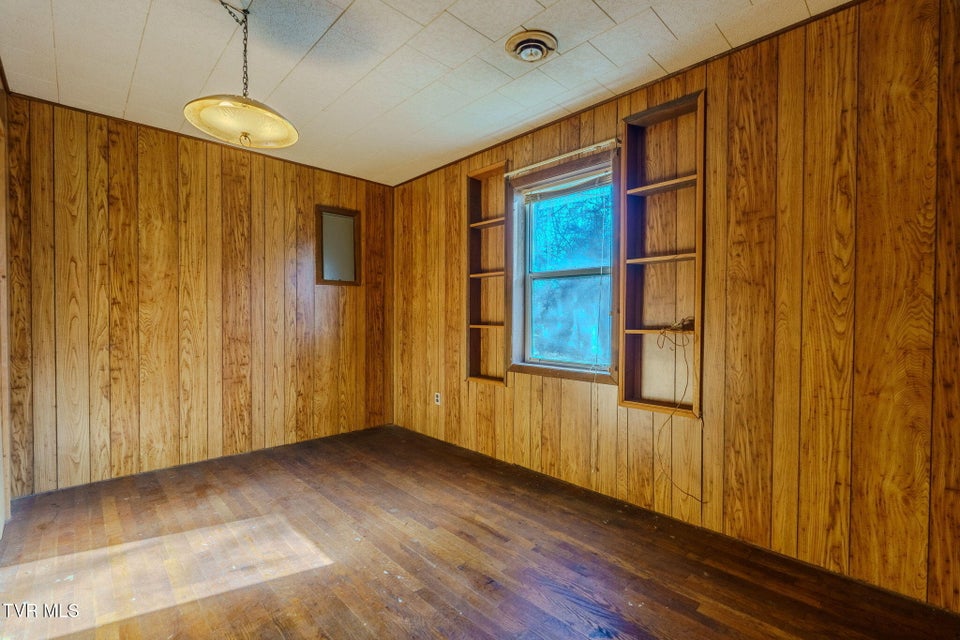 Photo #9: 432 Church Street