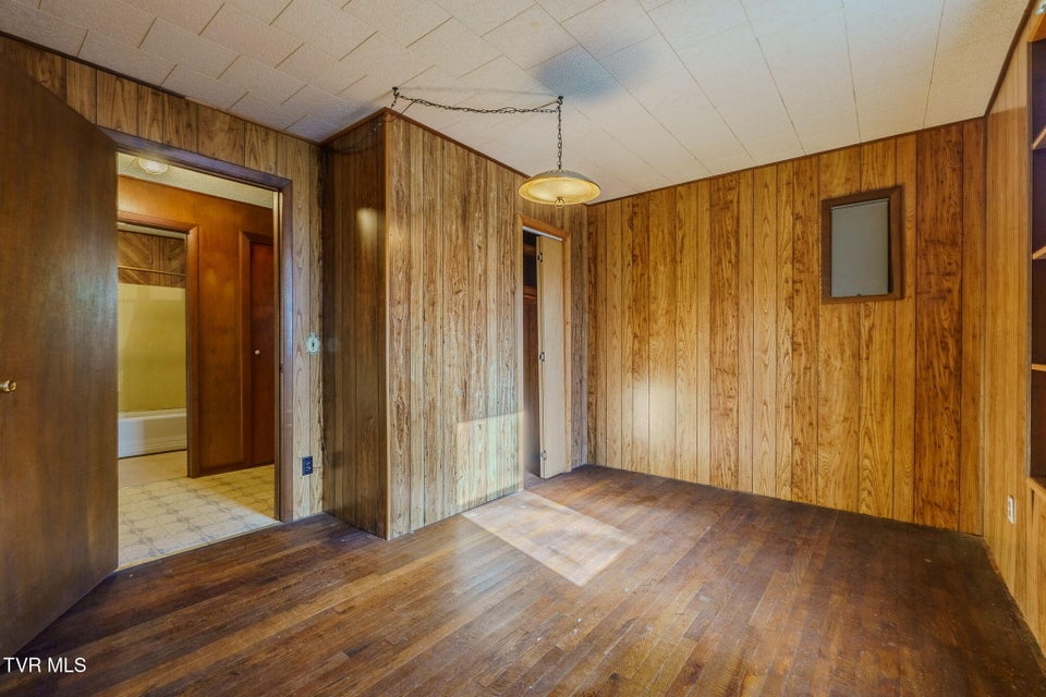 Photo #10: 432 Church Street