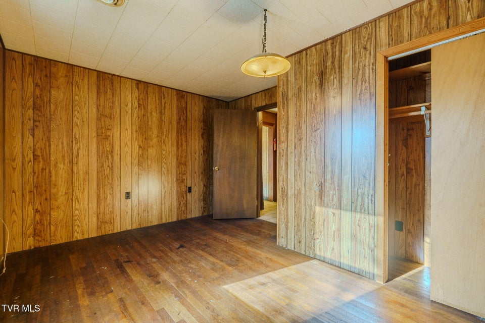 Photo #11: 432 Church Street