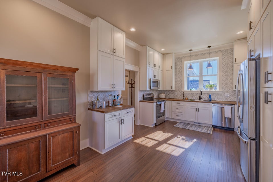 Photo #8: 801 Watauga St Street