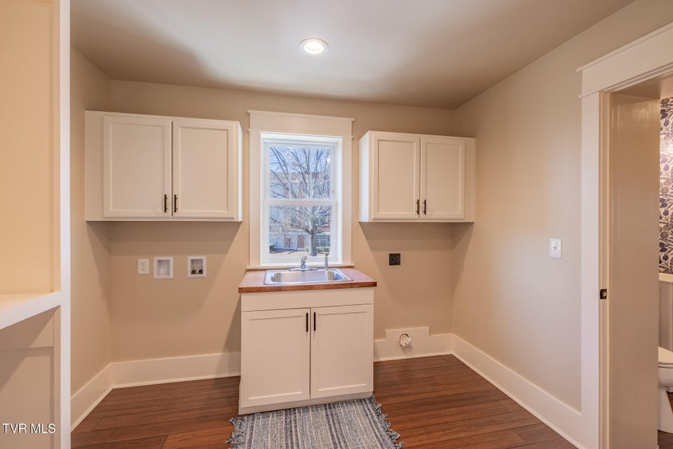 Photo #19: 801 Watauga St Street