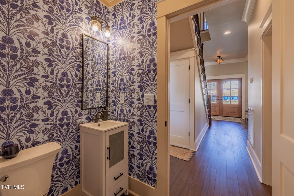 Photo #22: 801 Watauga St Street