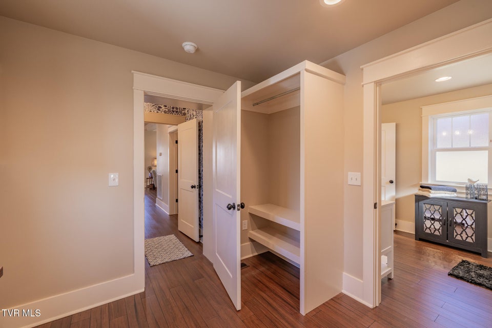 Photo #21: 801 Watauga St Street