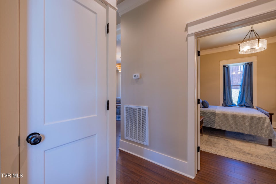 Photo #35: 801 Watauga St Street