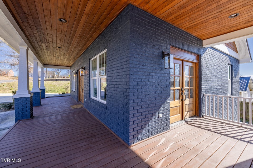 Photo #44: 801 Watauga St Street