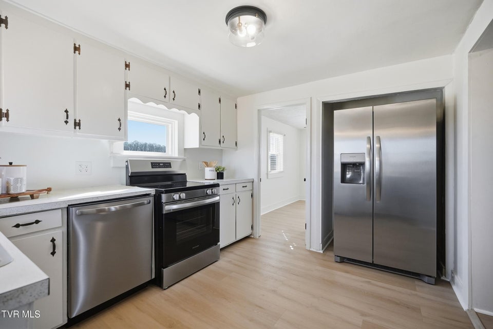 Photo #11: 1501 Ben Gamble Road