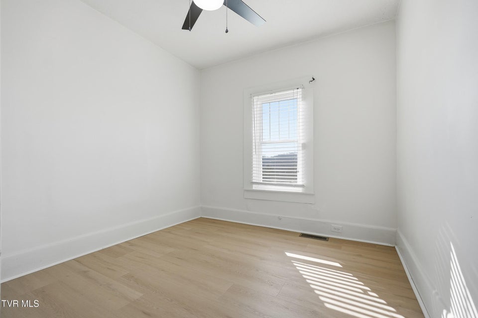 Photo #19: 1501 Ben Gamble Road