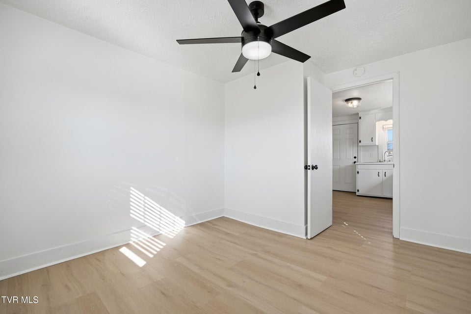 Photo #22: 1501 Ben Gamble Road