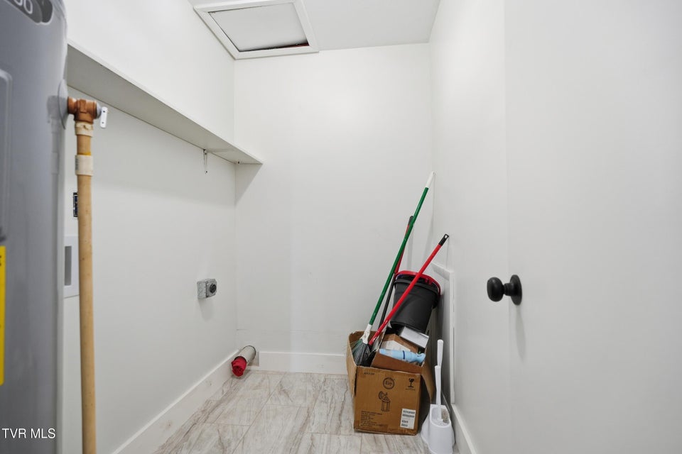 Photo #23: 1501 Ben Gamble Road