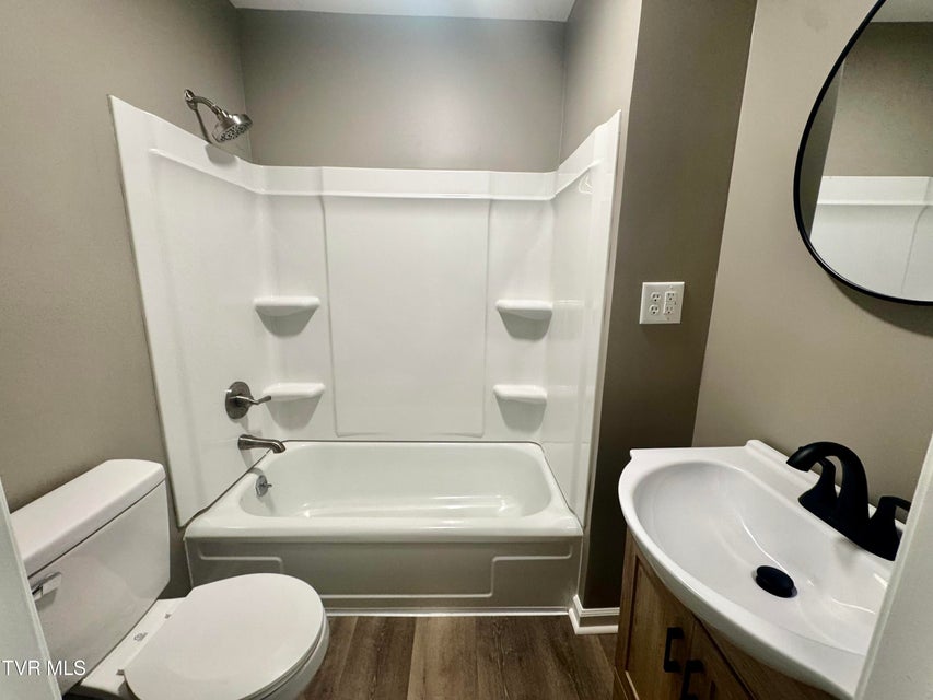 Photo #5: 2616 Park Avenue