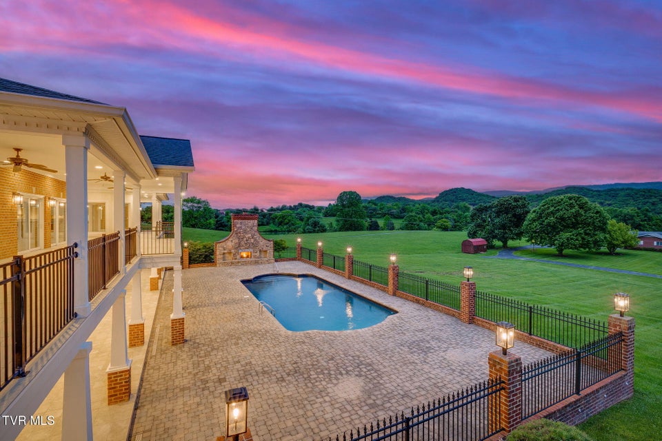 Photo #4: 20484 Lake Road