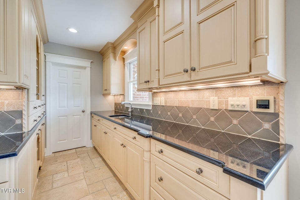 Photo #21: 20484 Lake Road