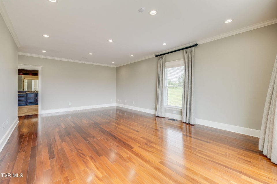 Photo #32: 20484 Lake Road