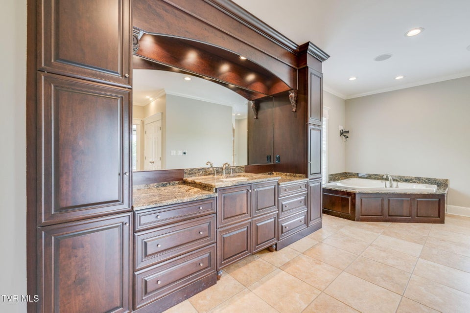 Photo #33: 20484 Lake Road