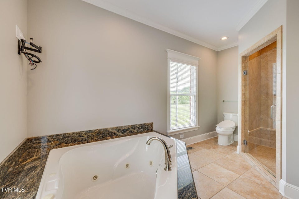 Photo #37: 20484 Lake Road