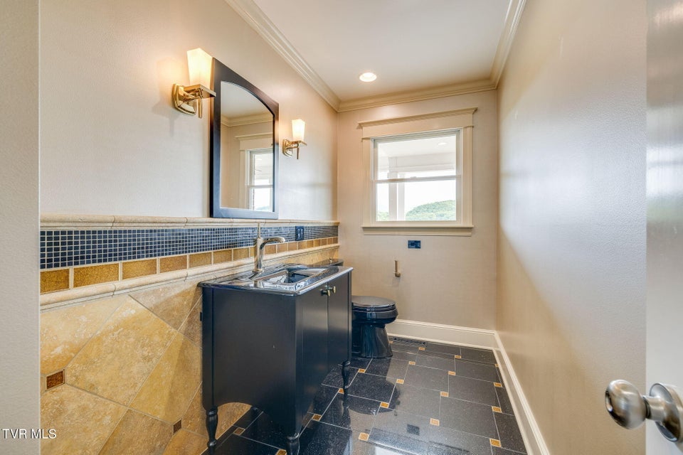 Photo #40: 20484 Lake Road