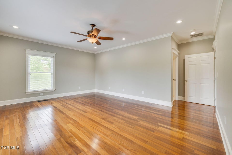 Photo #43: 20484 Lake Road