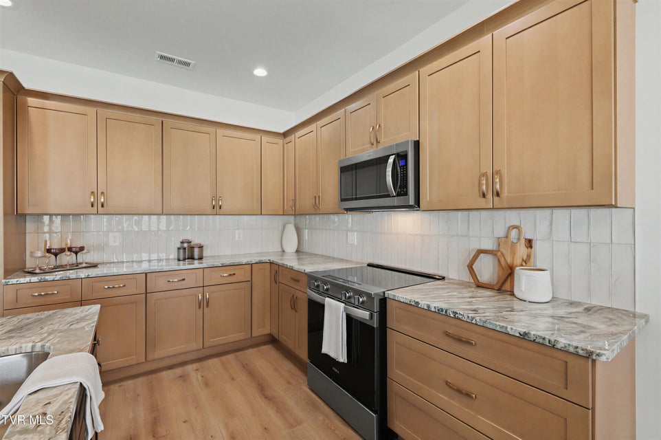 Photo #13: 1519 &1521 Carroll Creek Road