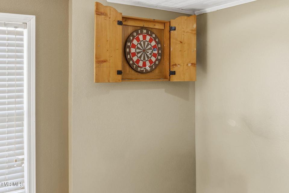 Photo #37: 8845 107 Cutoff 