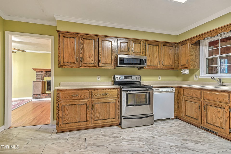 Photo #14: 191 Neeley Place