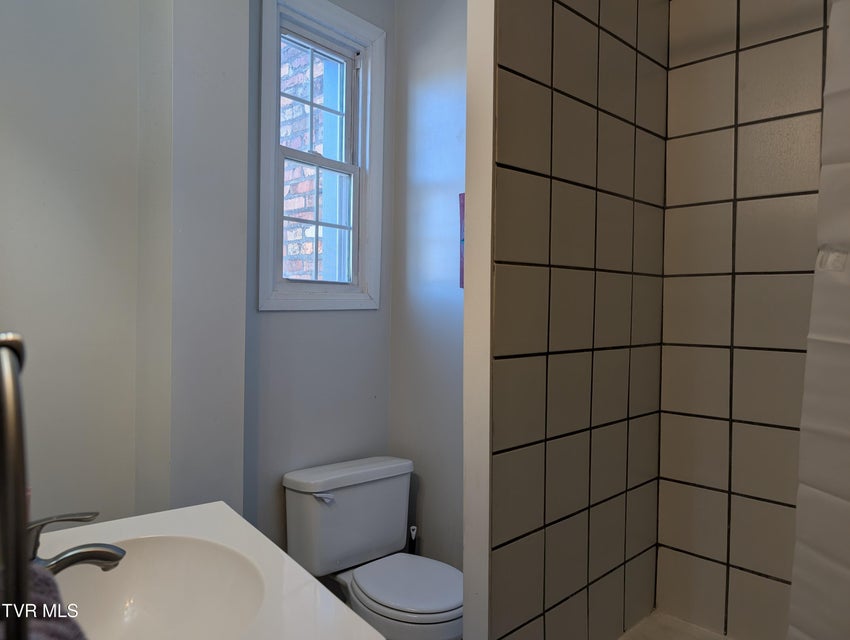 Photo #29: 208 Town Square Street