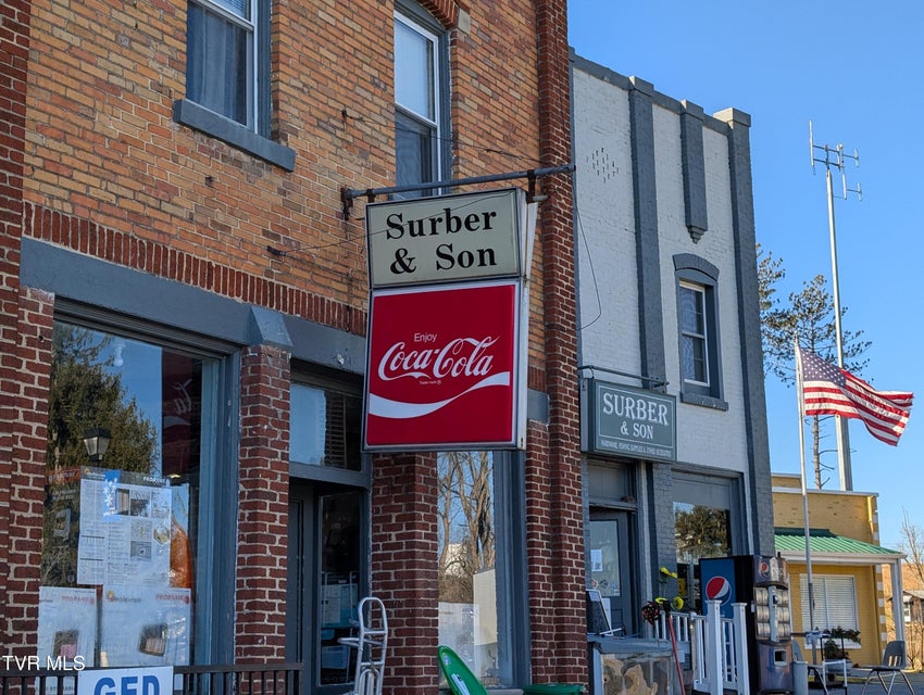 Photo #11: 208 Town Square Street