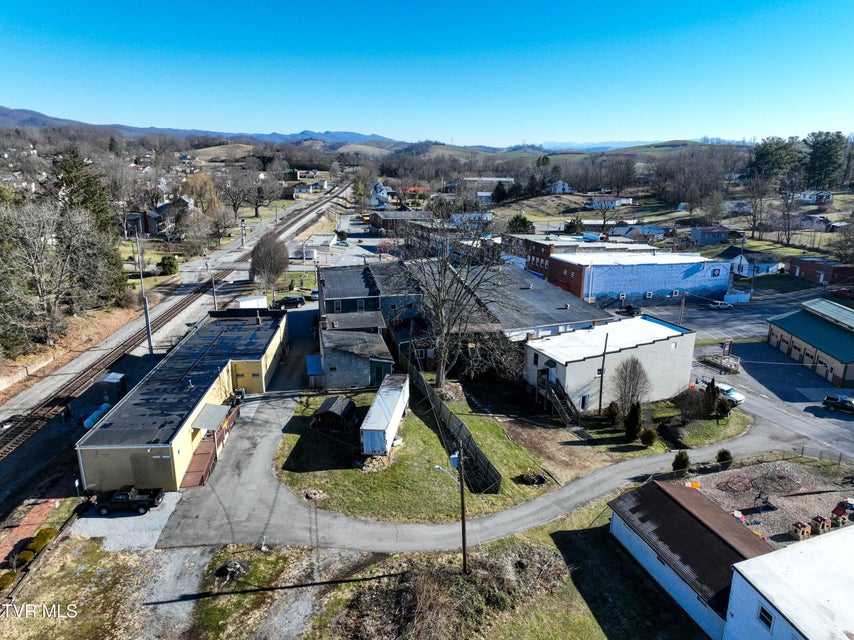 Photo #35: 208 Town Square Street