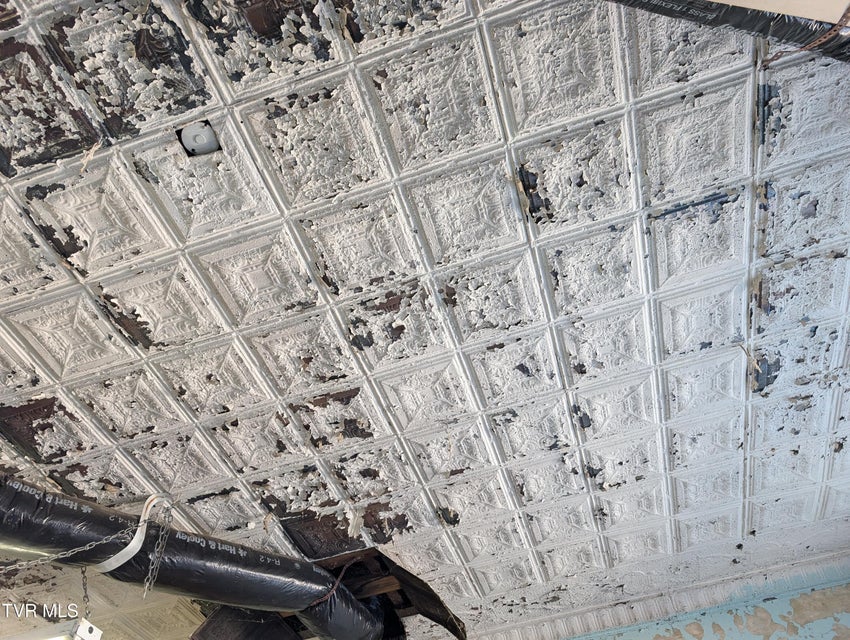 Photo #23: 208 Town Square Street