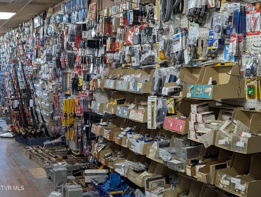 Photo #17: 208 Town Square Street