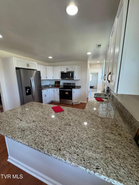 Photo #12: 915 Muddy Creek Road