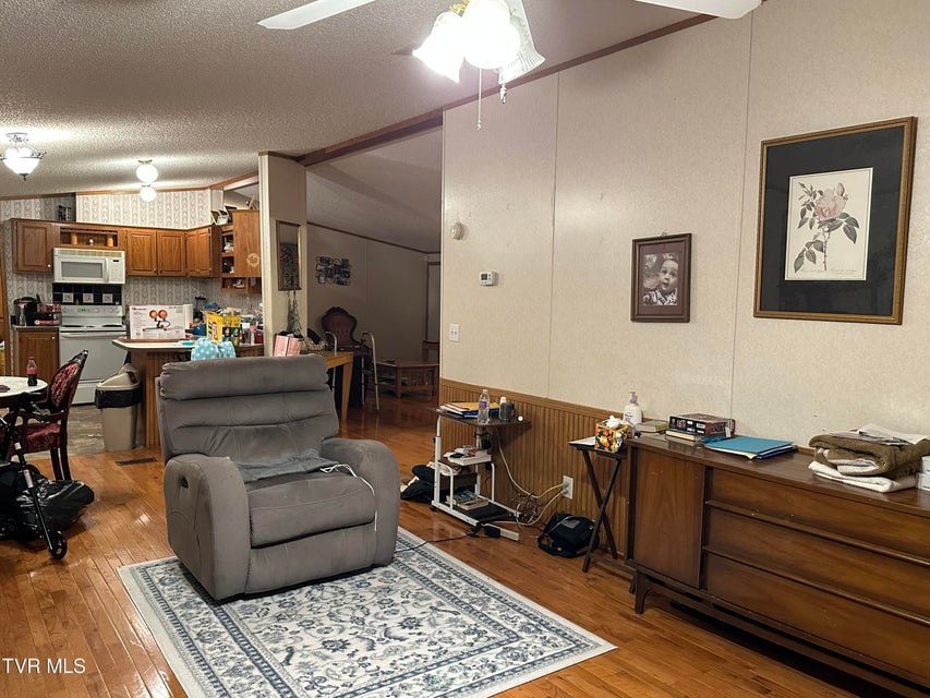 Photo #7: 3922 Tate Springs Road