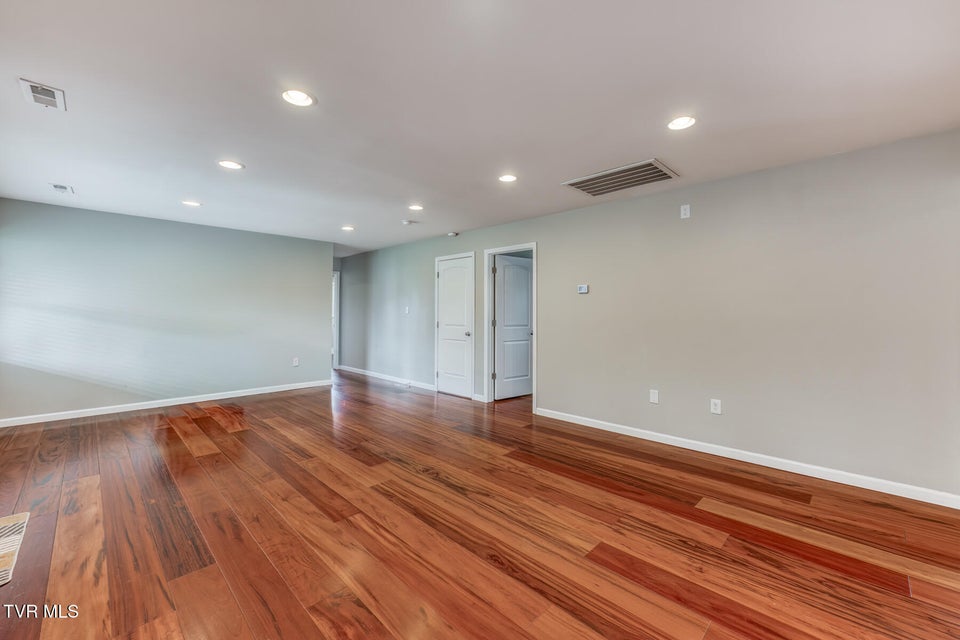 Photo #10: 7067 Reedy Creek Road