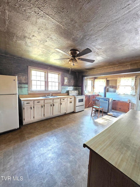 Photo #15: 6793 Robinette Valley Road