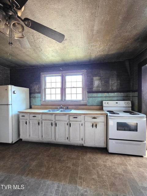 Photo #17: 6793 Robinette Valley Road