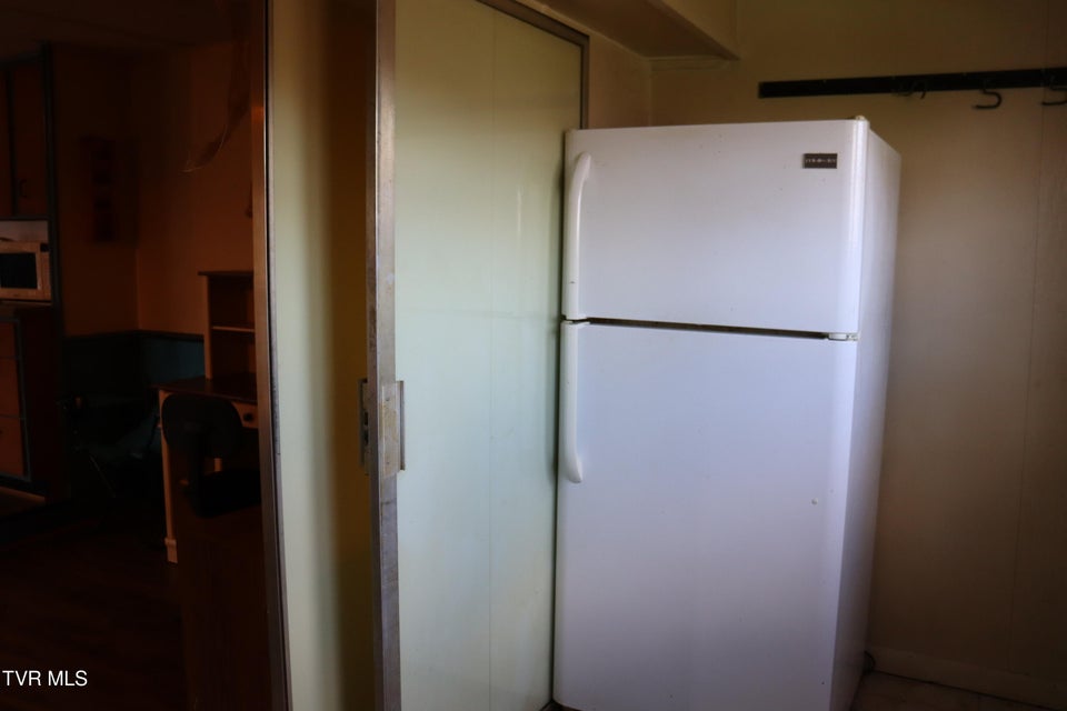 Photo #41: 154 Old Stone Drive