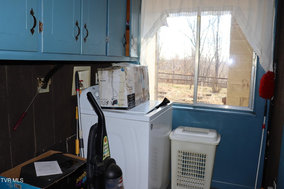 Photo #27: 154 Old Stone Drive