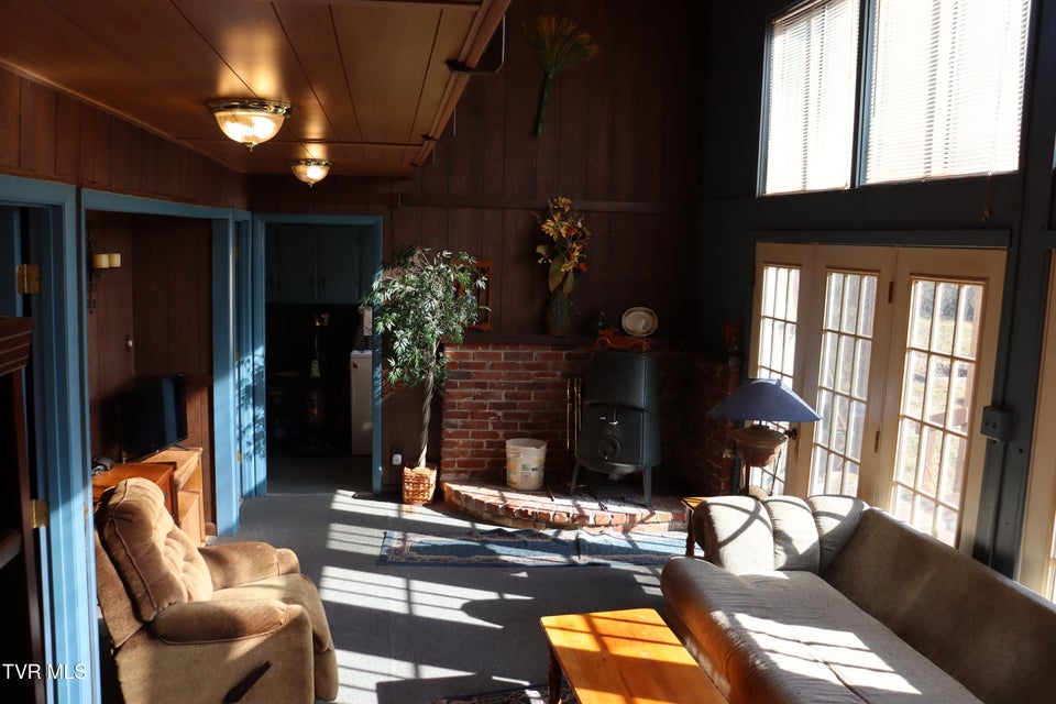 Photo #12: 154 Old Stone Drive