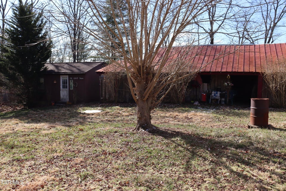 Photo #44: 154 Old Stone Drive