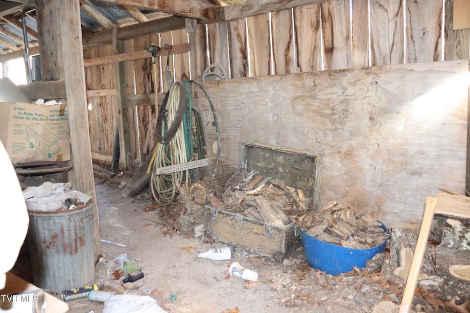 Photo #52: 154 Old Stone Drive