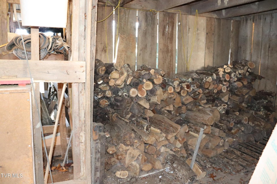 Photo #53: 154 Old Stone Drive