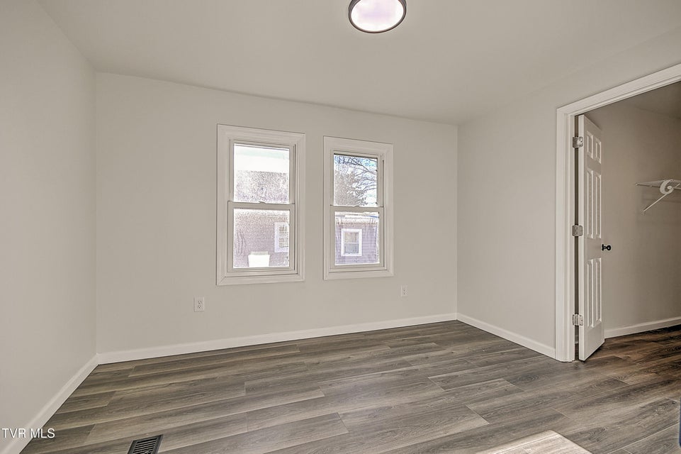 Photo #14: 410 Highland Road