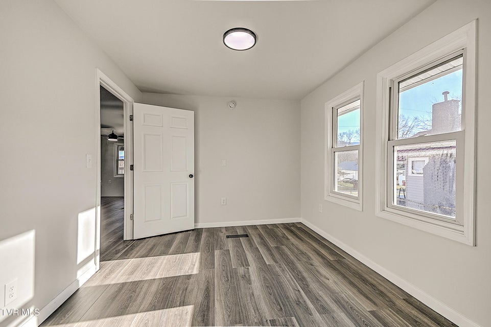 Photo #18: 410 Highland Road