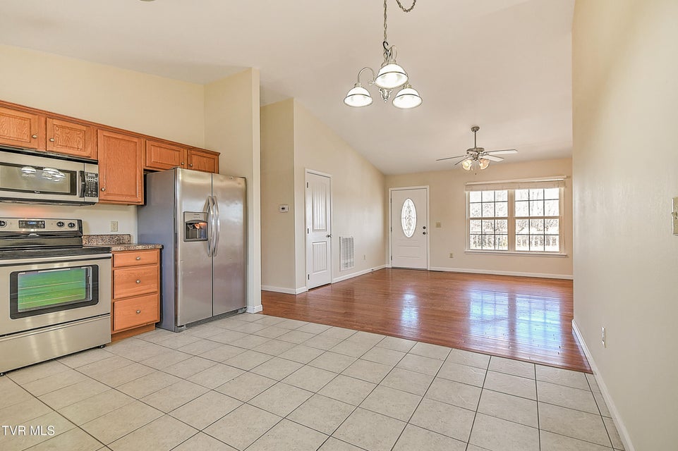 Photo #14: 235 Fairridge Road