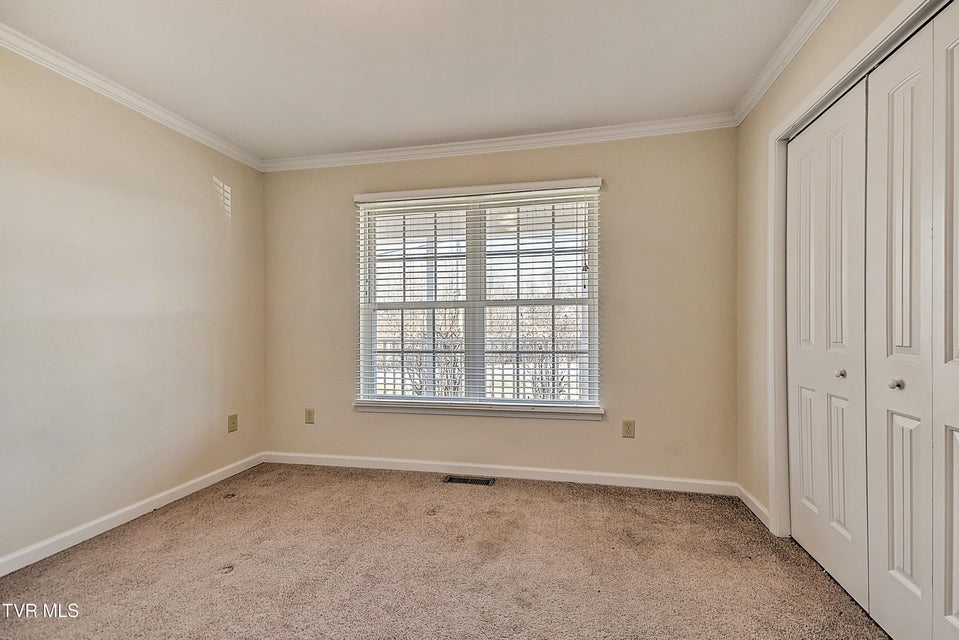 Photo #26: 235 Fairridge Road