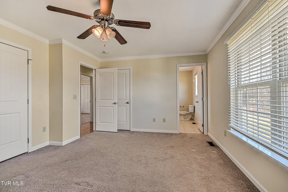 Photo #32: 235 Fairridge Road