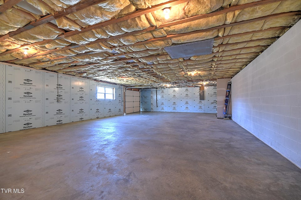 Photo #34: 235 Fairridge Road