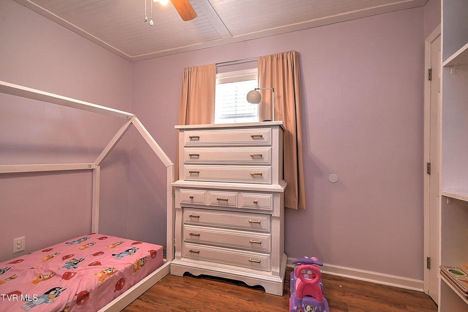 Photo #9: 15513 Industrial Park Road